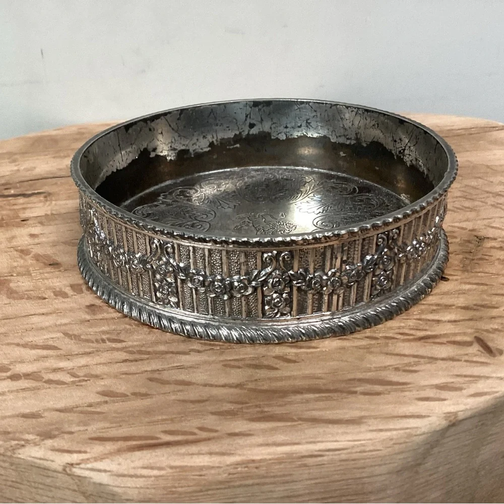 🔵 Vintage - Made In Japan - Silver Plate Wine Bottle Coaster - Candle Holder